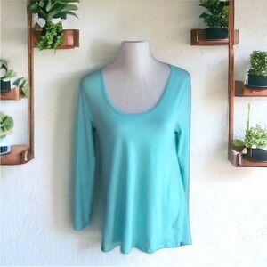LuLaRoe Sea Foam Colored Tunic